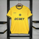 Camisa Wolverhampton Home l 24/25 - Masculino Torcedor - Amarelo