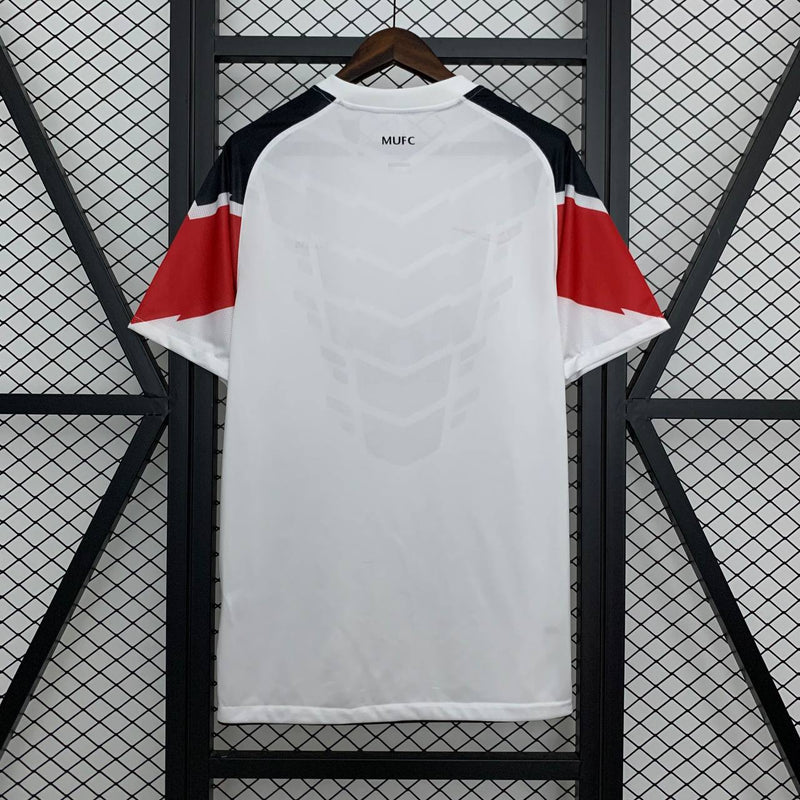 Camisa Manchester United Retrô 2010/11- Branca