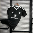 Camisa Manchester United Goleiro 24/25 - Preta