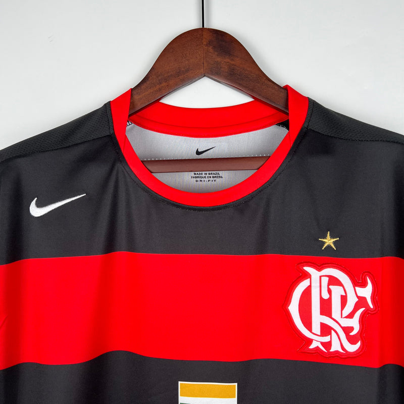 Camisa Flamengo Retrô 2002 Vermelha e Preta