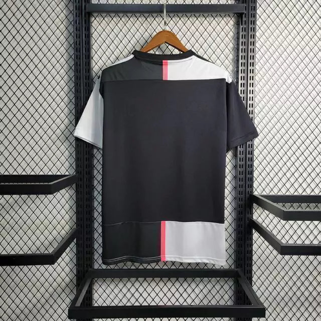 Camisa Juventus Retrô 2019/2020 - Preta e Branca
