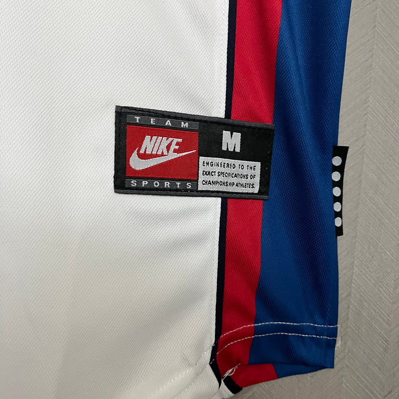 Camisa Barcelona Retrô 1998/99 Branca - Nike