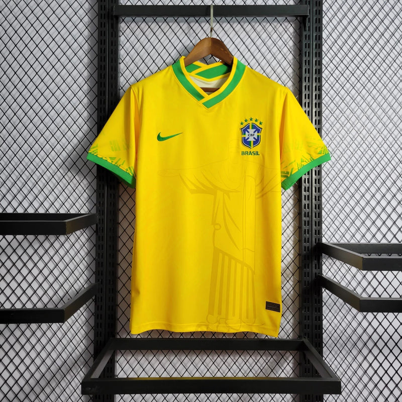 Camisa Seleção Brasil Edição Especial Cristo Redentor 24/25 - Amarela