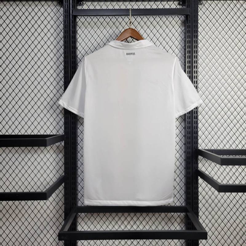 Camisa Juventus Retrô 2010 - Branca