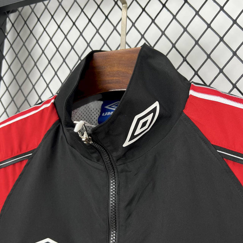 Corta Vento Manchester United 25/26 - Preto e Vermelho