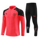 Conjunto Manchester City 23/24 Vermelho e Preto - Puma - Com Ziper Curto