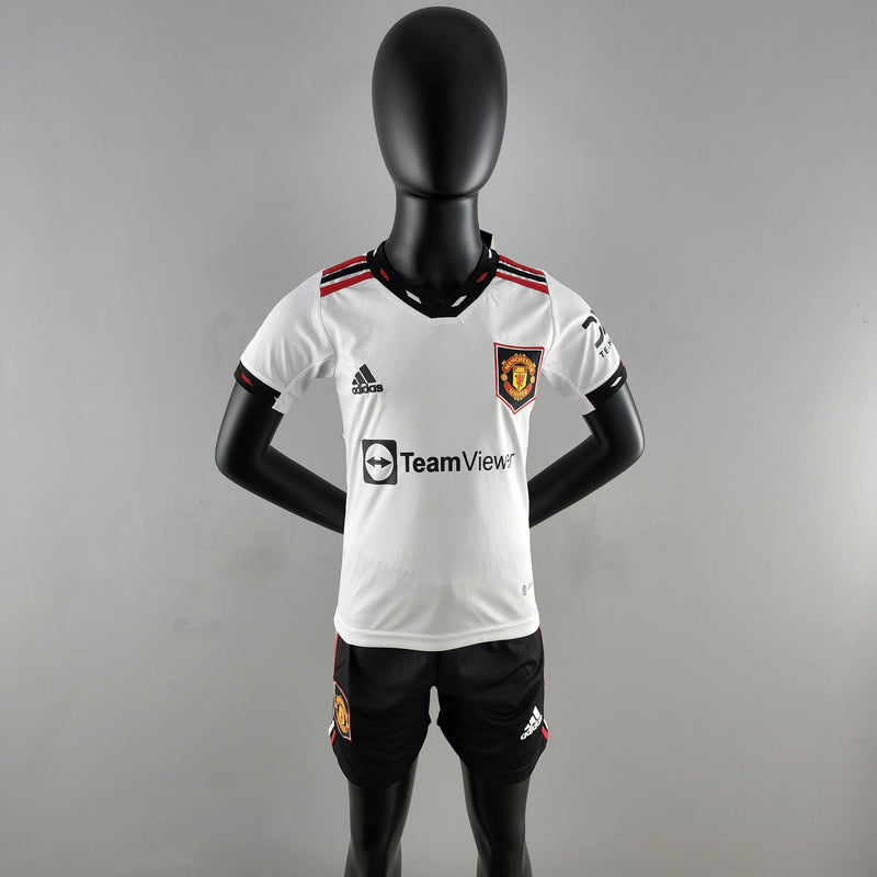 Kit Infantil Manchester United II 22/23 Adidas - Branco